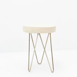 Hairpin stool