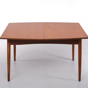 Teak extendable dining table Fristho Franeker 1960s